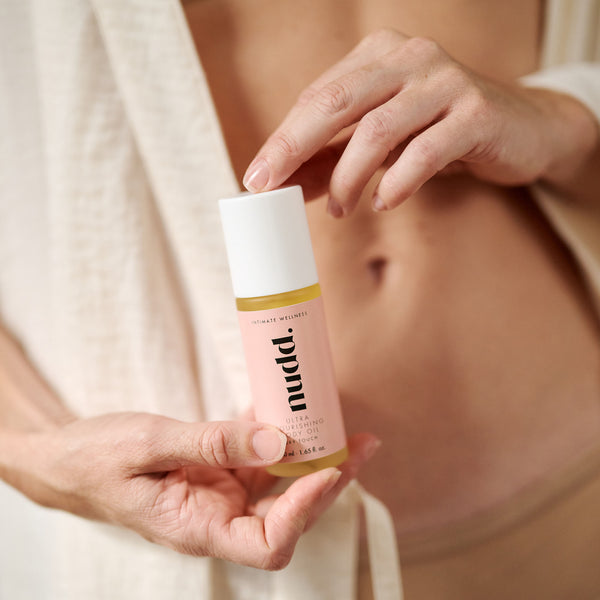 Ultra-nourishing body oil · fast-absorbing
